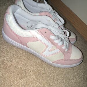 Vans Lowland ComfyCush New Varsity Pink and White W 10 / M 8.5